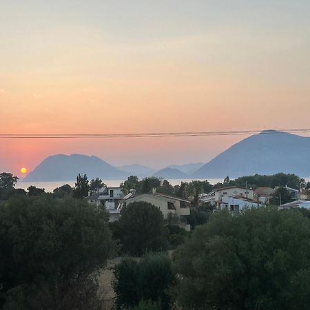Δωματιο Με Ησυχία Και Θέα Patras Eksteriør billede